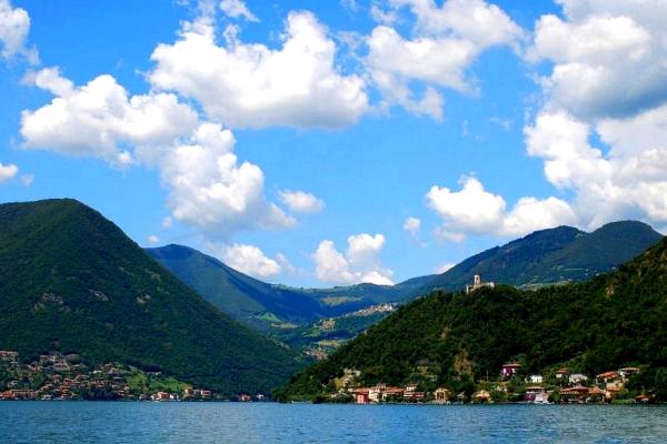 Foto del lago Iseo