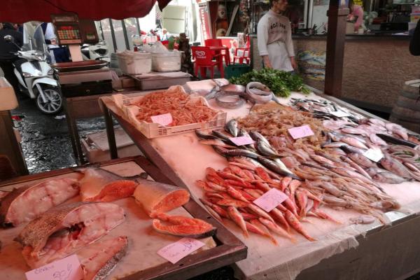 Foto del mercado de pescado