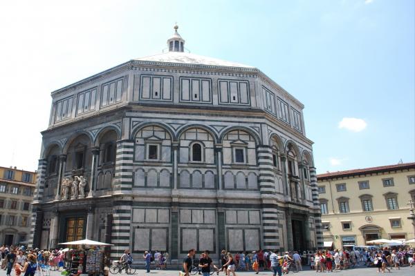Baptistery of San Giovanni photo