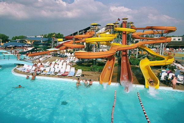 Foto del parco acquatico "Water World"