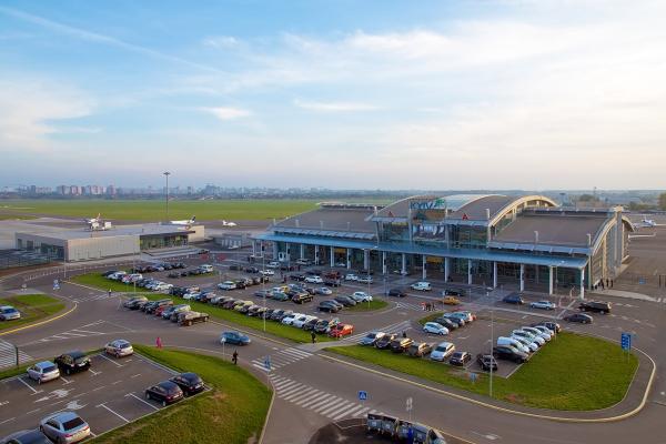 Kiev Airport Zhulyany foto