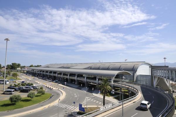 Cagliari Elmas luchthaven foto