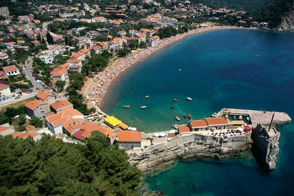 Petrovac Foto