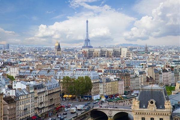 Foto panoramica di Parigi