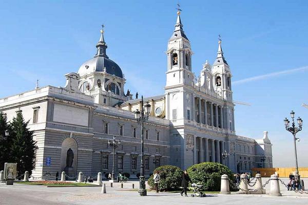 Foto der Kathedrale von Almudena