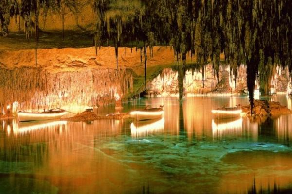 Drachenhöhle auf Mallorca Foto