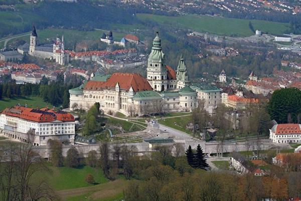 Klosterneuburg photo