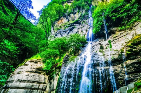 Makhuntseti Waterfall photo