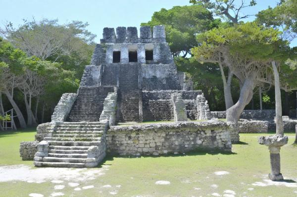 Ancient Mayan city of El Meko photo