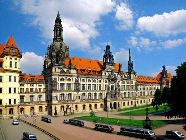 Dresden Castle photo