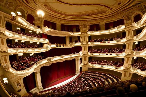 Dresden State Opera photo