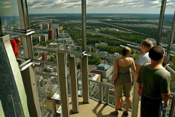 The observation deck of the skyscraper “Vysotsky” photo