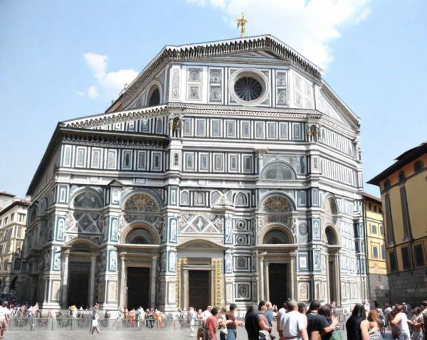 Baptistery of San Giovanni photo