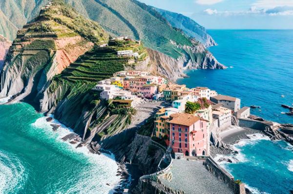 Cinque Terre photo