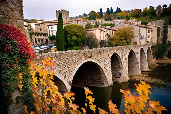 Besalu photo