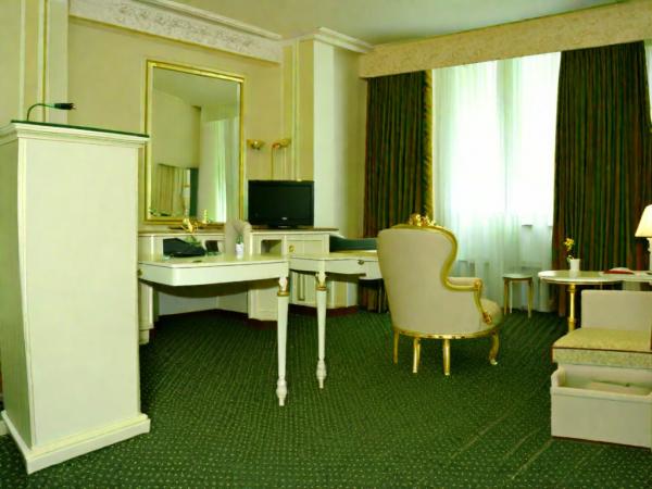 Hotel Saint Petersburg photo