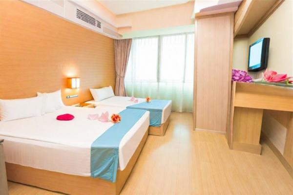 Room at L'Oceanica Beach Resort Hotel photo