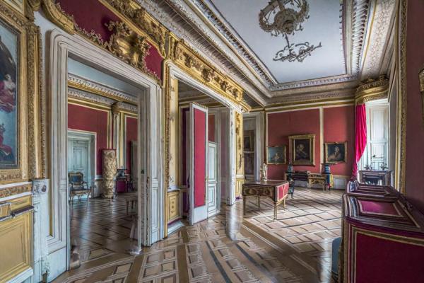 Palace of Counts Potocki photo