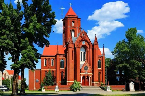 Church of Saints Simeon and Helena in Minsk photo