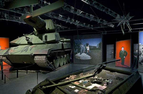 Canadian War Museum in Ottawa photo