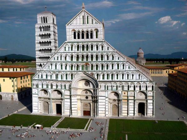 Duomo in Pisa photo