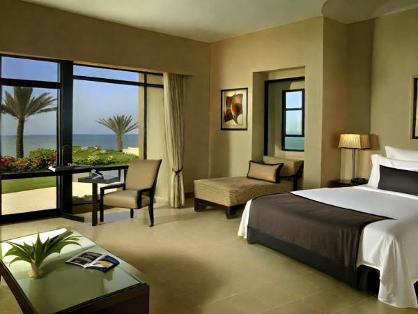 Cove Rotana Resort Ras Al Khaimah photo