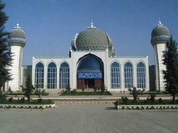 Jami Mosque photo