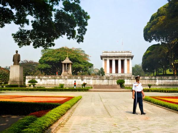 Badin Square: Mausoleum, Ho Chi Minh House and Museum, Presidential Palace photo