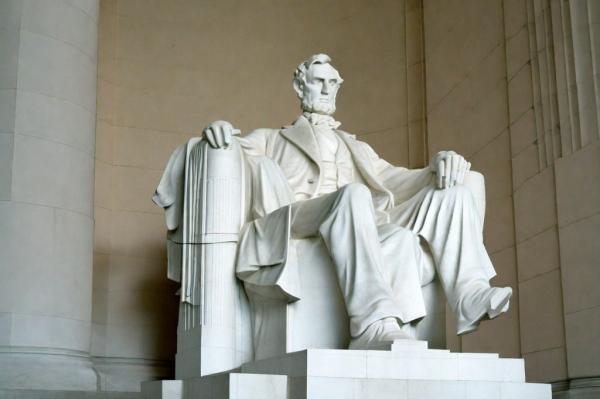 Lincoln Memorial photo