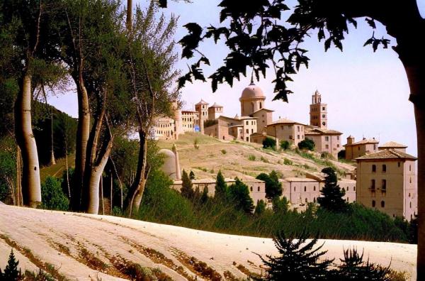 Urbino photo