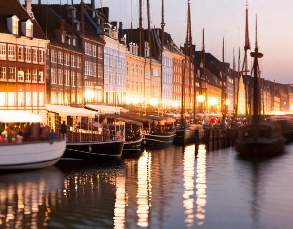 Nyhavn district photo