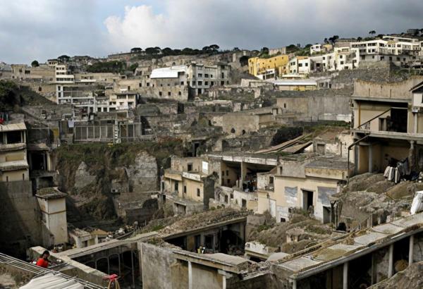 Herculaneum photo