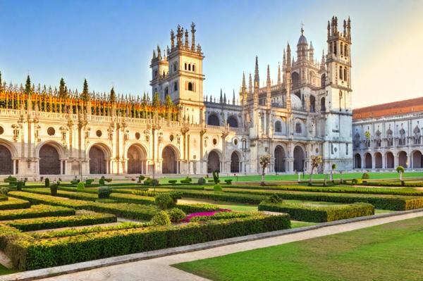 Jeronimos Monastery photo