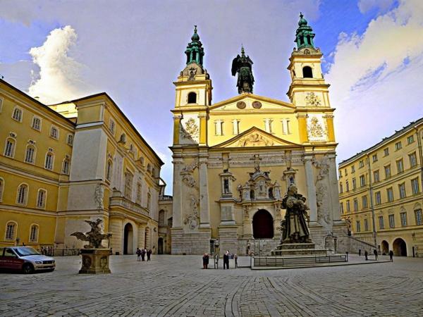 Cathedral of Saints Rupert and Virginia photo