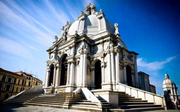 Santa Maria della Salute photo