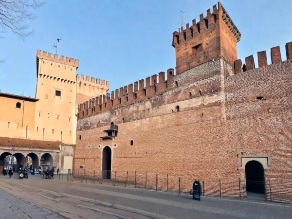 Castelvecchio Castle photo